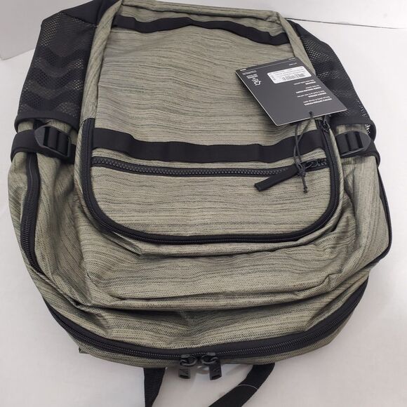 Adidas Core Advantage 4 Backpack Two Tone Green/Black Laptop School Bag NWT‎ - Picture 10 of 14